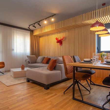 Stylish Two Bedroom Apartment At Ljubovic-Hill Park พอดโกริกา ภายนอก รูปภาพ
